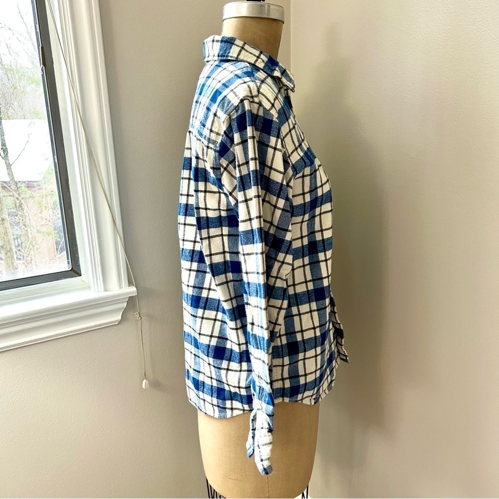 Hanna Andersson Women’s 100% Cotton Flannel Blue and Cream Button Down Sz M EUC - Picture 5 of 13